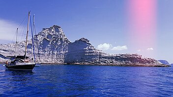 Segelyacht auf dem Meer Yacht vor der Küste
